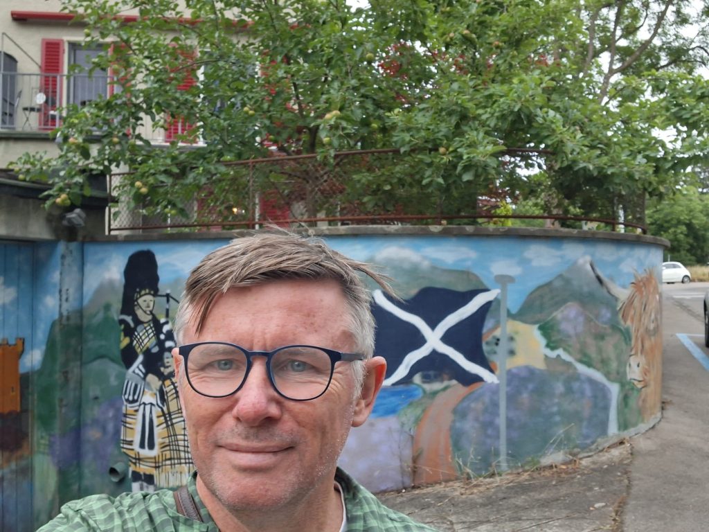 Looking for the Daizen mural in Basel