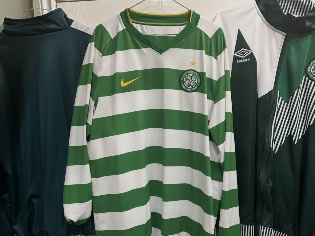Celtic home hoops long sleeve 2008-2010 by Nike